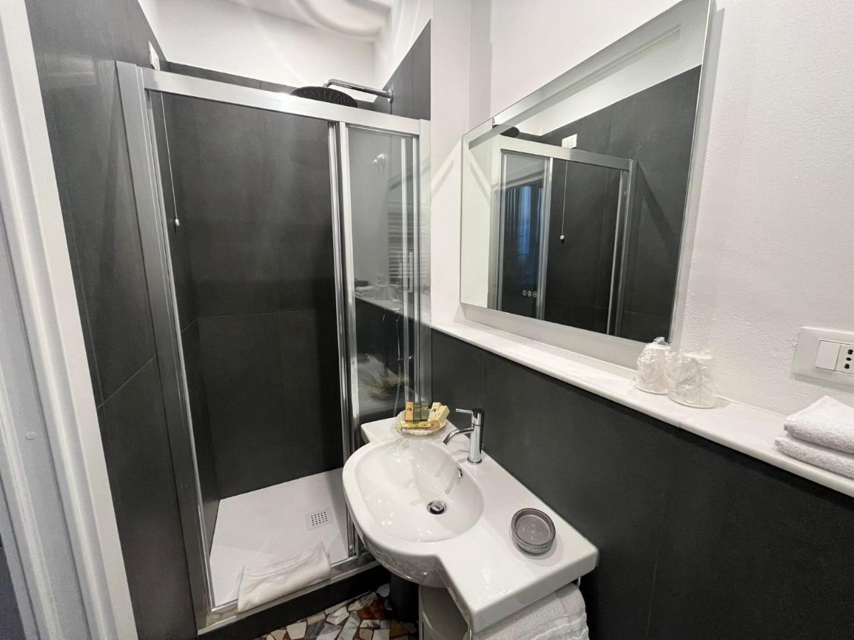Al Mare 54 Luxury Guest House Lido di Camaiore Luaran gambar